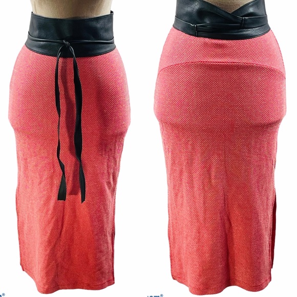 MIdi Side Slit Skirt - Picture 2 of 6